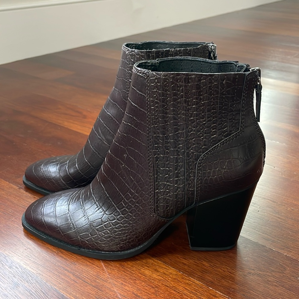 NEW ZARA DARK BROWN BLOCK HEEL ANKLE BOOTS, SZ 7.5